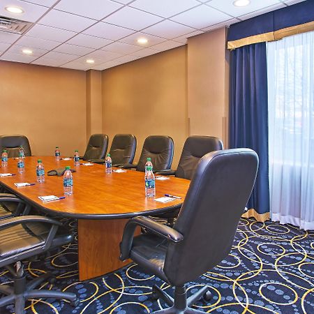 Holiday Inn Express And Suites Pittsburgh West Mifflin By Ihg Zewnętrze zdjęcie